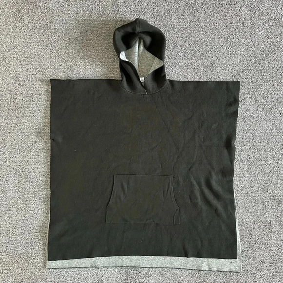 Lululemon All In A Day Hooded Poncho Heathered Highlander / Dark Olive One Size - Picture 5 of 13
